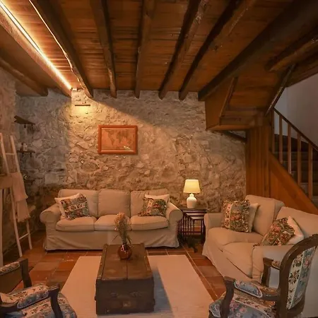 Charming In Almocageme * קולארס